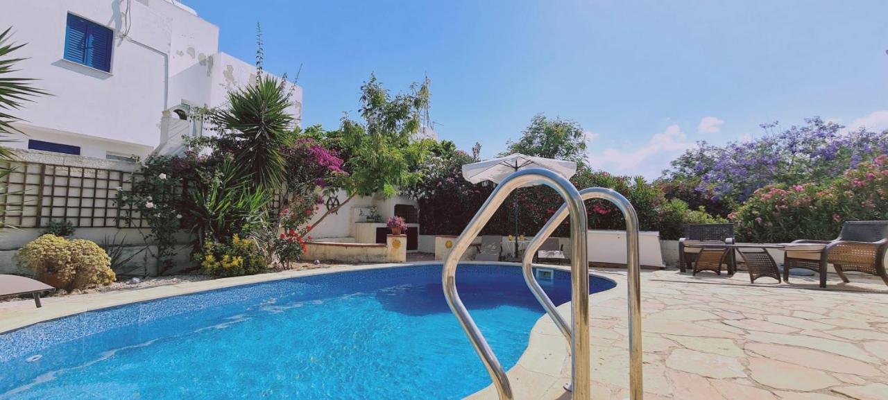 Stay Swallow'S Nest Villa Ayia Napa Eksteriør billede
